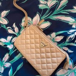 Guess Cream Colored Quilted Wristlet 