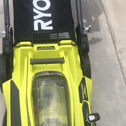 LAWNMOWER