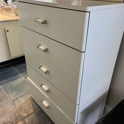 Furnitures,tvs,tables,bedrooms,mirrors,blender,coffee Maker,etc