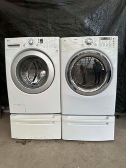 LG washer and gas dryer laundry set