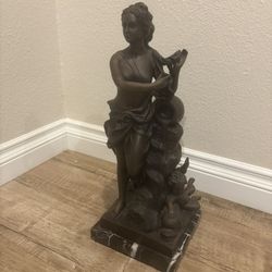 Bronze Statue , 20 Inches Tall .