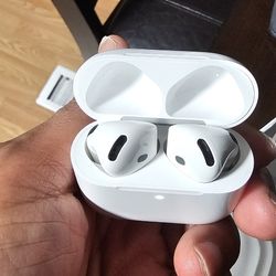 Airpods #4 