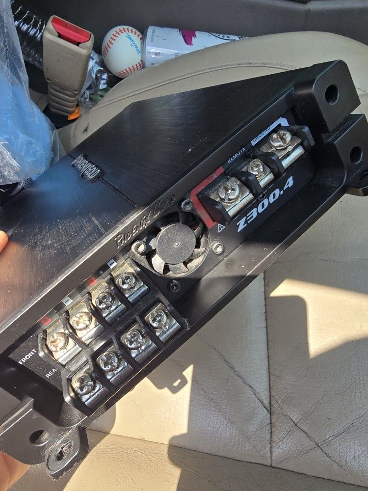 Amplifier 4 Channels