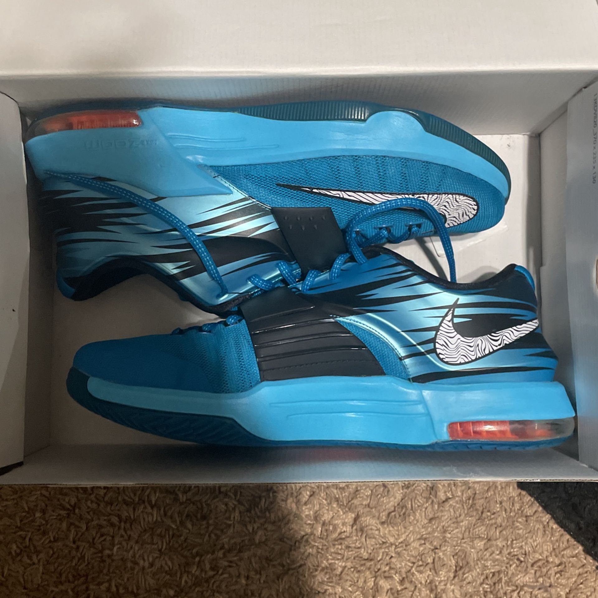 KD VII SIZE 13 Like New