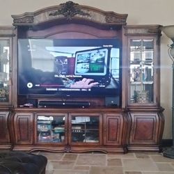 Aico Oppulente Entertainment Center With 70" TV And Sound Bar System 