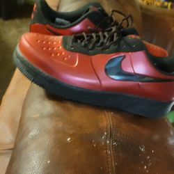 Nike Red N Blk Airforce 1drk N Blk Foampoisits