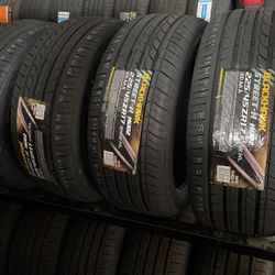 225/45ZR17 Marca Blackhawk Nuevas Y Garantizadas