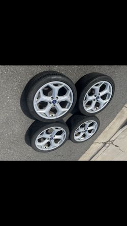 4 — 235/40r18 5x108 5x4.25 Stock Ford Focus ST Wheels Rims Good Tires !