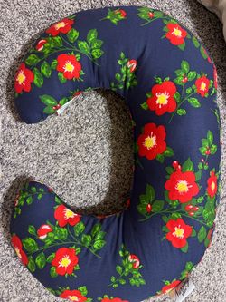 Nursing pillow