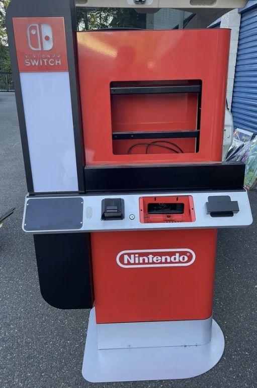 NINTENDO SWITCH GAME KIOSK TOWER