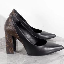 Louis Vuitton Pumps 