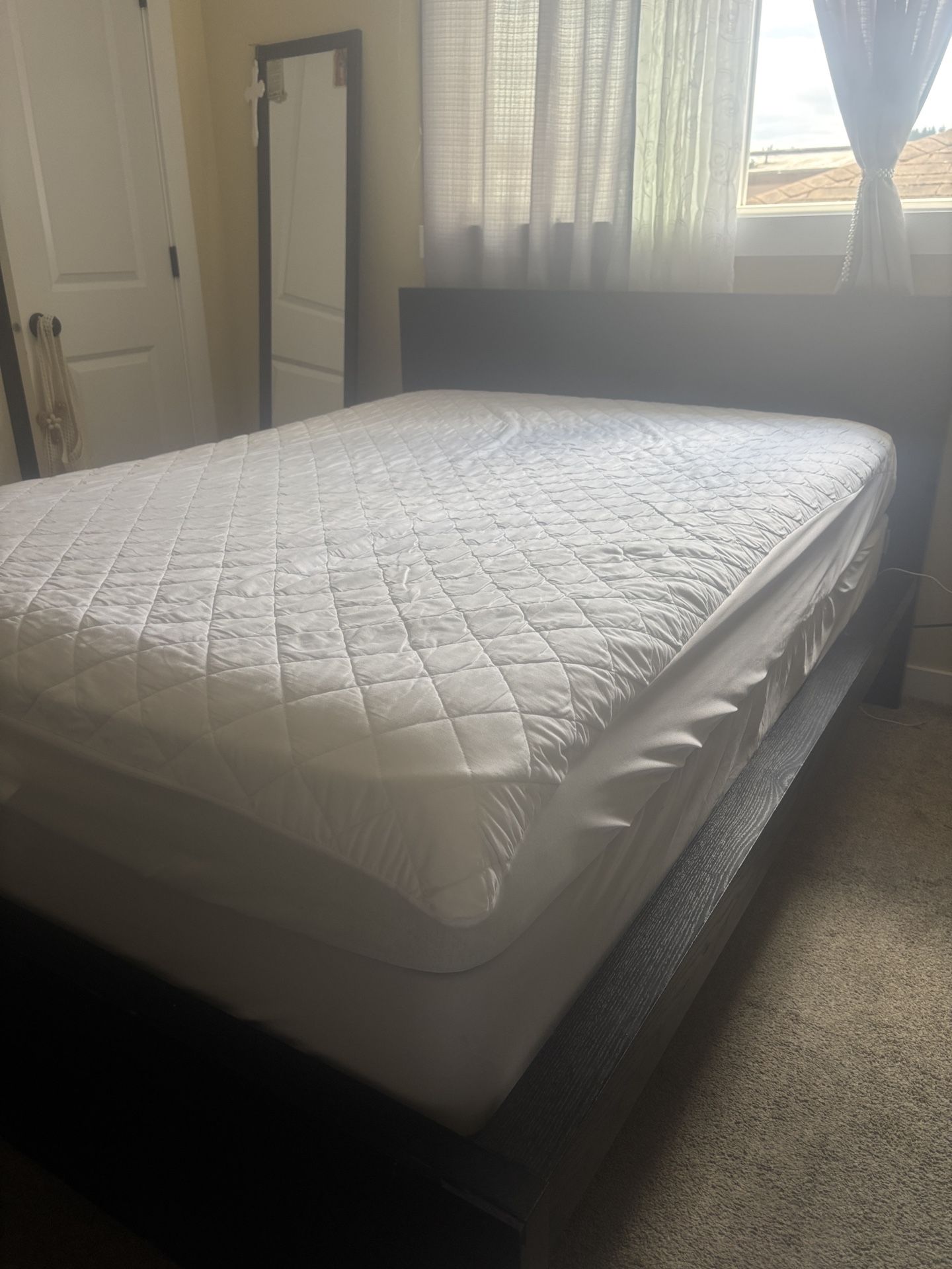 IKEA FULL BED (MATTRESS + BOXSPRING INCLUDED)