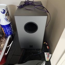 ONKYO SUBWOOFER WITH SMALL BOSE SPEAKERS AS PER PICTURES 