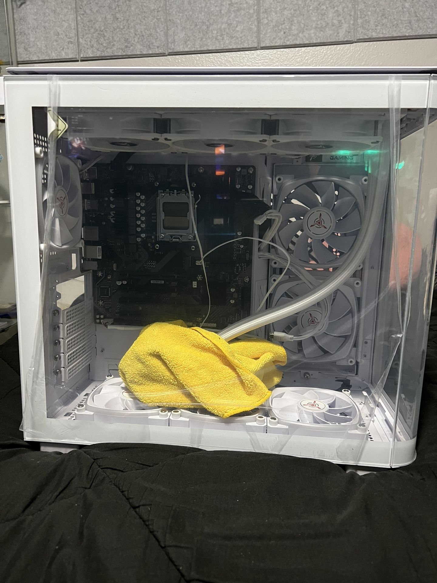 King 95 PC Case (From Prebuilt) With AM5 Mobo, 360mm AIO and 850w PSU. FOR PARTS ONLY