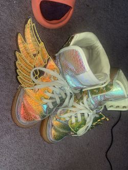 Jeremy Scott Wings