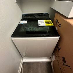LG Washer / Dryer