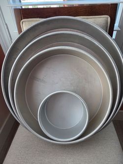 Wedding Cake pan set of 4