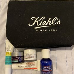 Kiehl’s Skincare Bundle + Kiehl’s Skincare Bag!