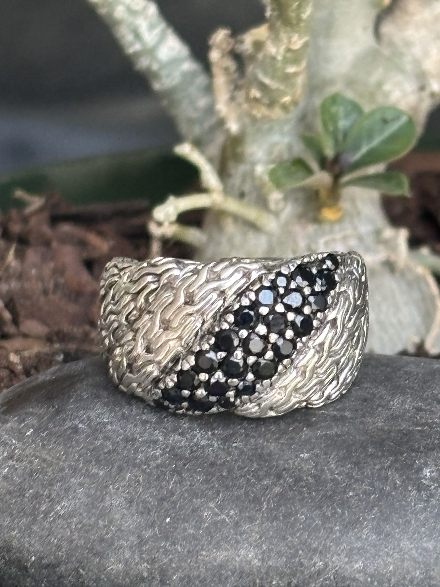 John Hardy, black Sapphire, Sterling silver ring