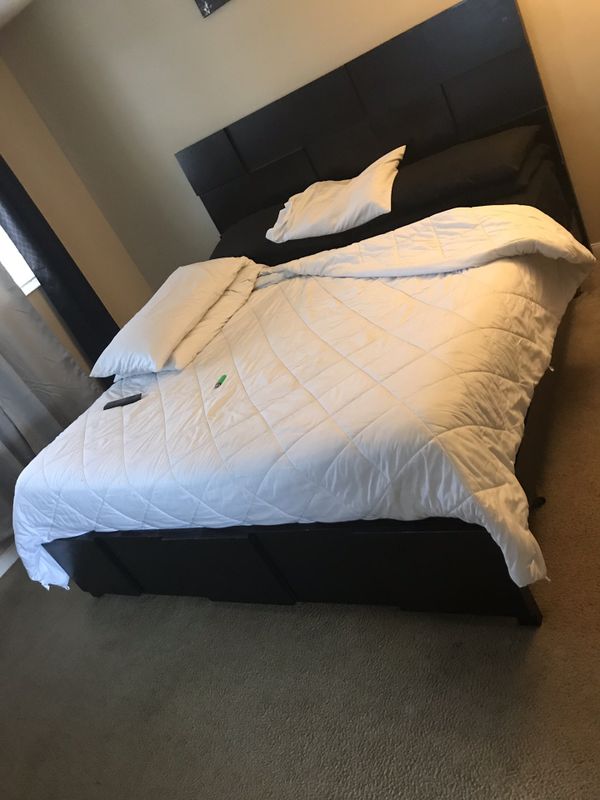 King Size Bed for Sale in Jacksonville, FL OfferUp