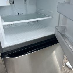 Lg Fridge With Ice Maker 