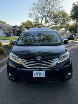 2015 Toyota Sienna limited
