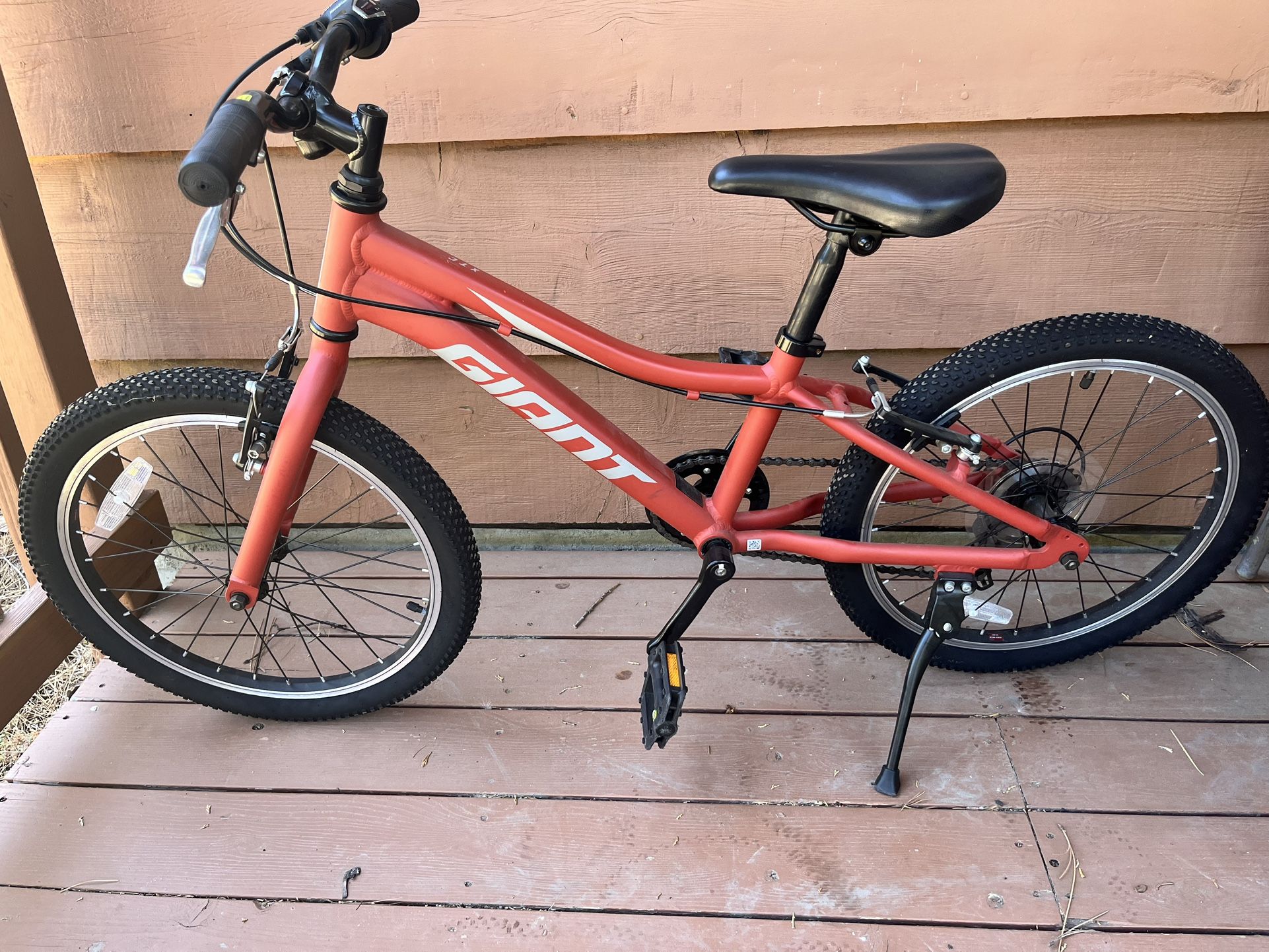 Giant Xct Kids Mountain Bike 20”