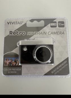 Retro keychain camera