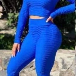 New Women's 2 Piece Set Size XS/Small 