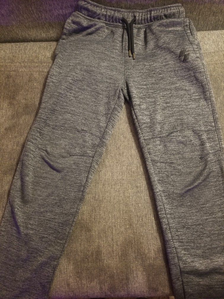 NWOT Boys Sweatpants Size Medium 7/8