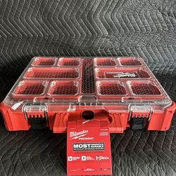 Milwaukee PACKOUT 11-Compartment Impact Resistant Portable Small Parts Organizer