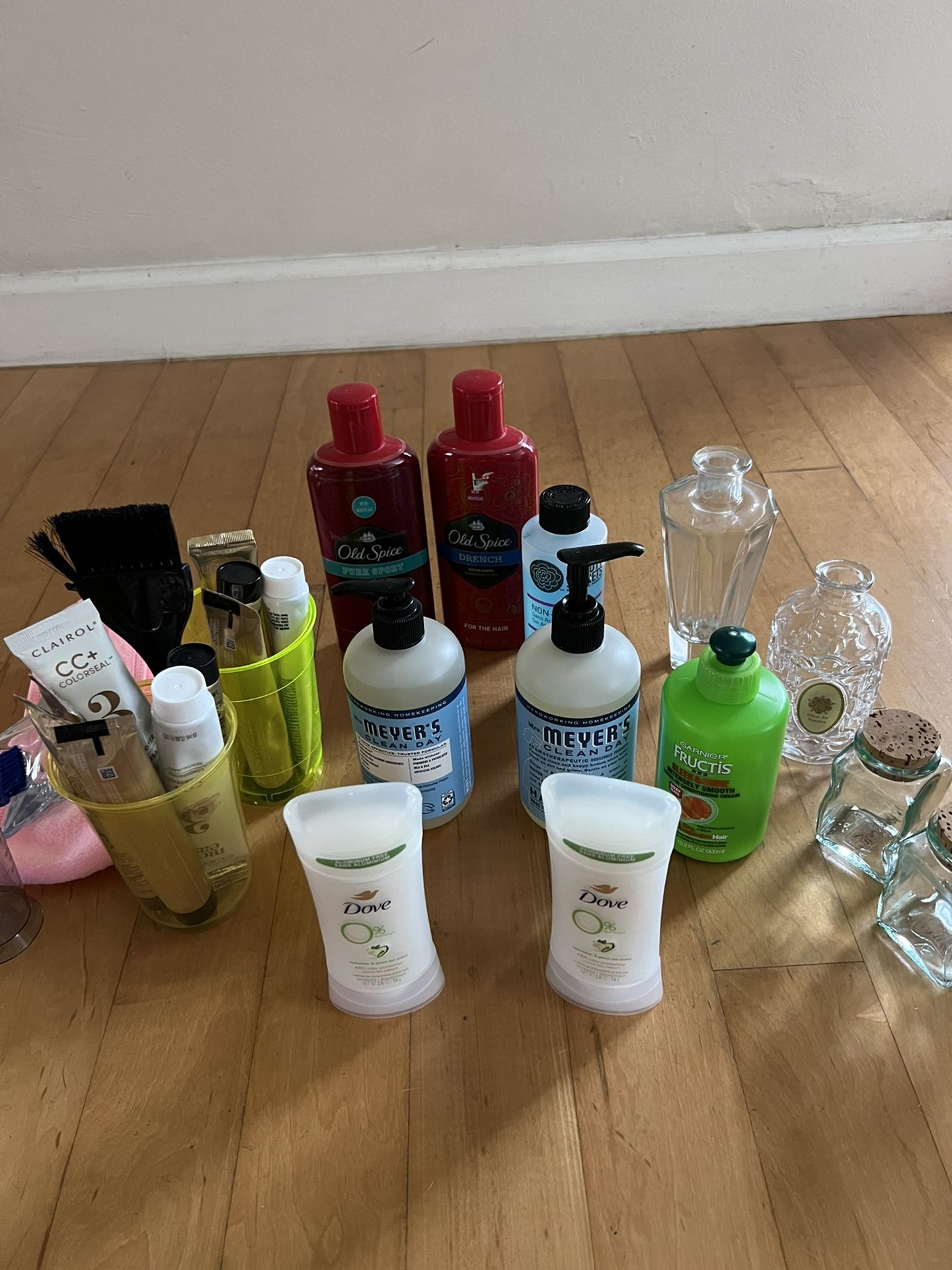 Meyers Soap-2 New, Dove Deodorant 2-New, Shampoos, Old Spice
