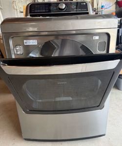 Used Dryer. LG