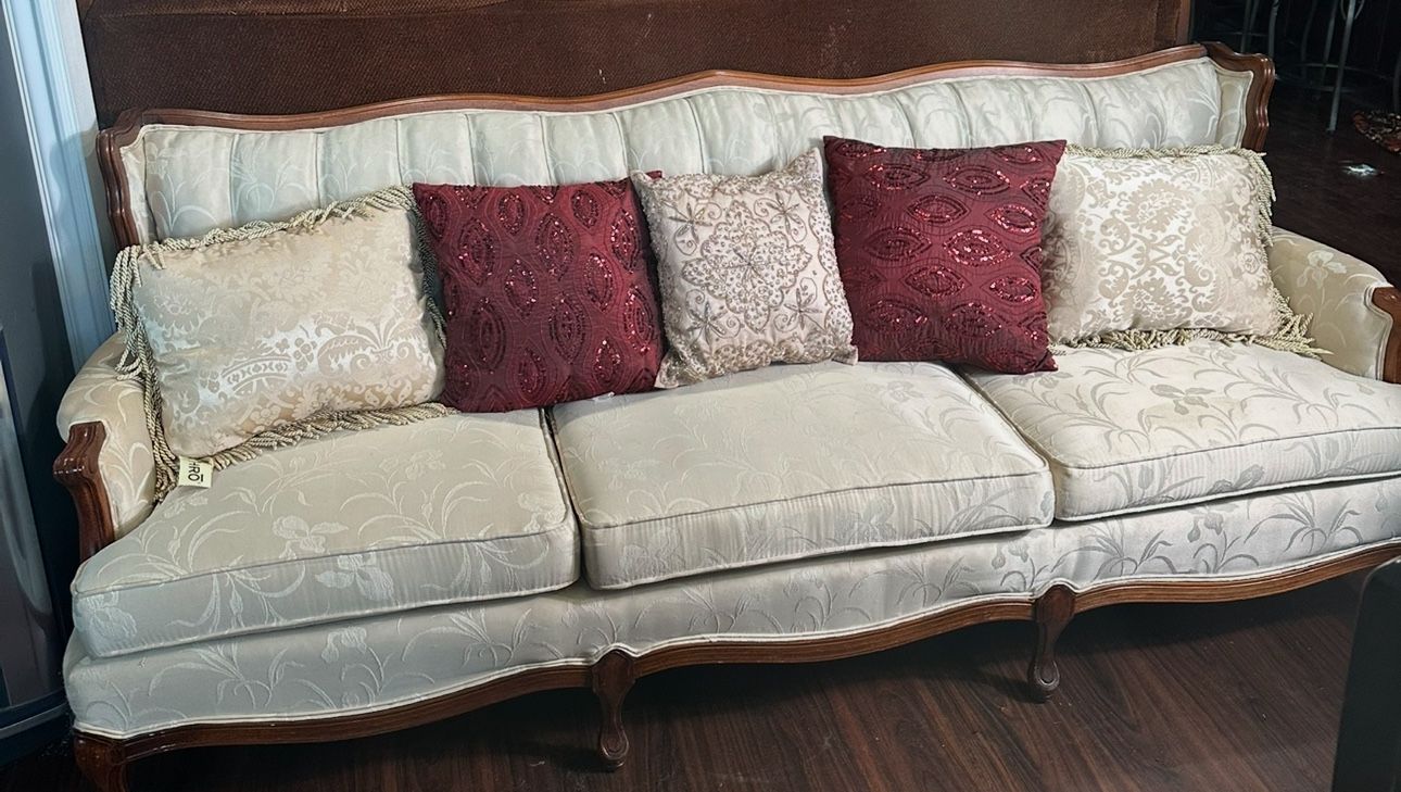 Vintage Couch And Sofa