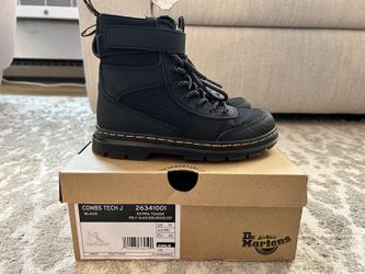 Doc Martens Boots Sz 1