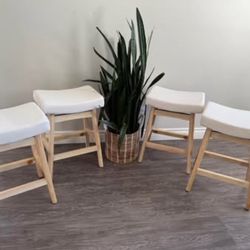 Bar Stools Set of 4, Barstools with Sturdy Wood Legs, Saddle Seat Counter Height Bar Stools for Kitc