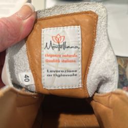 Women’s Boots Size 40.  Montelliams.  