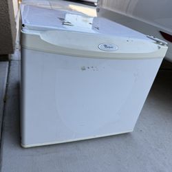 Whirlpool Mini Fridge