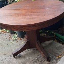 Solid Oak Antique Table With Leaves
