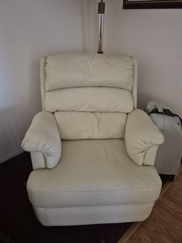 Beige Super Comfy EASY Chair - Matches Sofa, see my listing