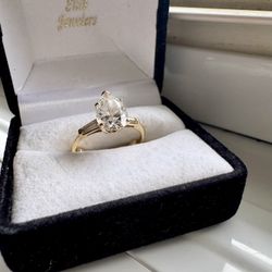 Moissanite Pear Shape Gold Engagement Ring