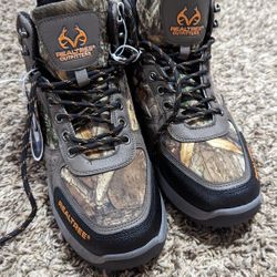 REALTREE CAMO HUNTING / HIKING BOOTS