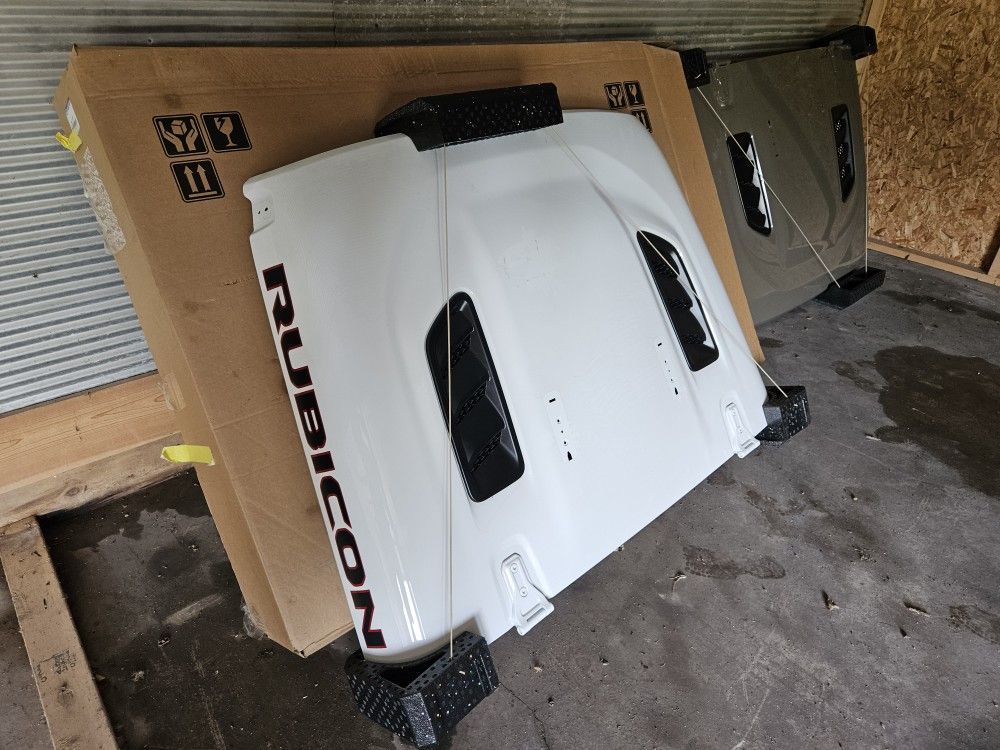 JEEP HOODS