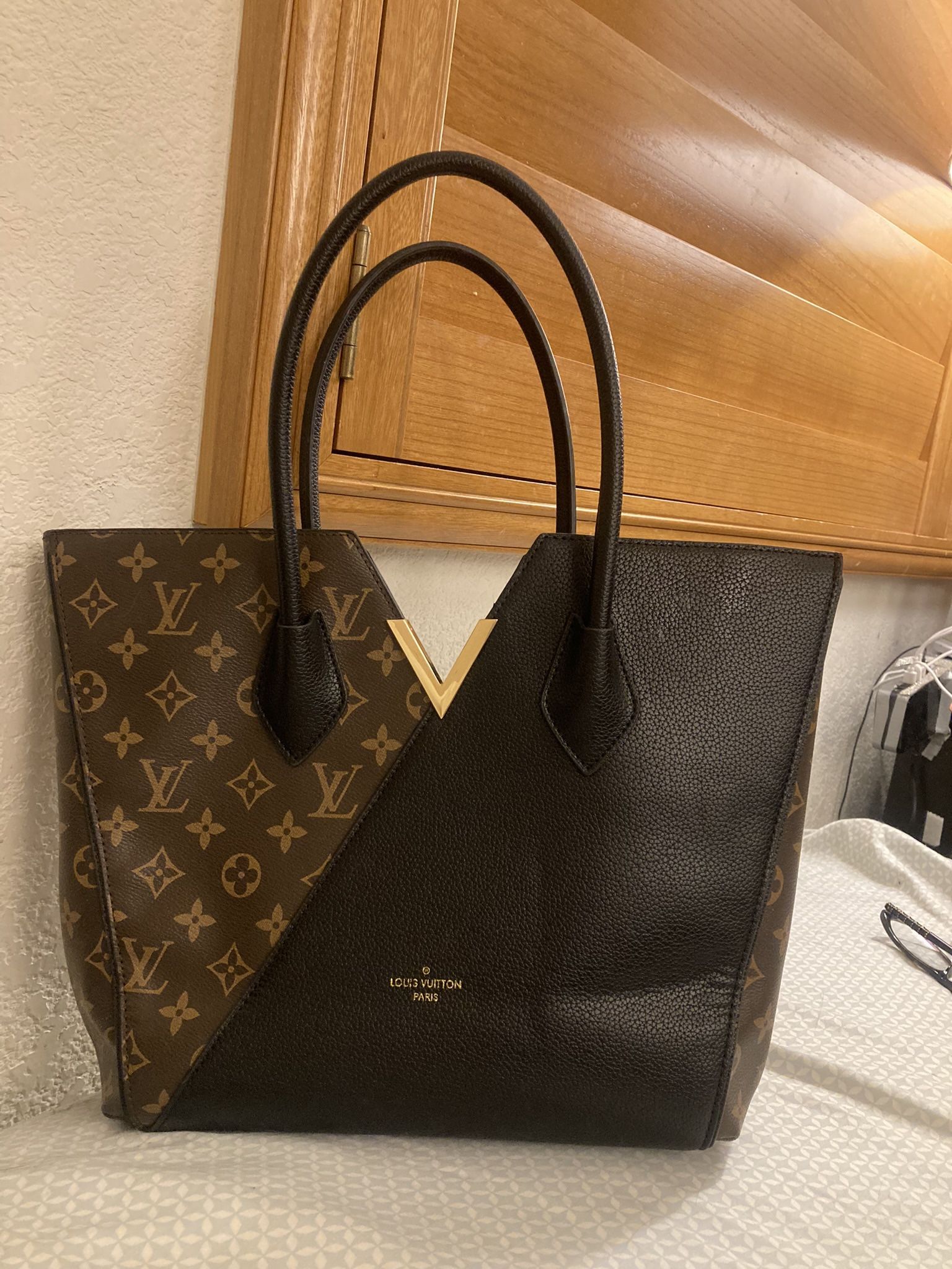 Preowned Authentic Louis Vuitton Kimono Handbag Monogram Canvas & Leather MM