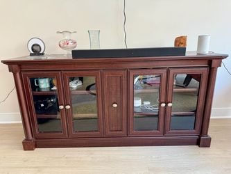 Solid wood media console