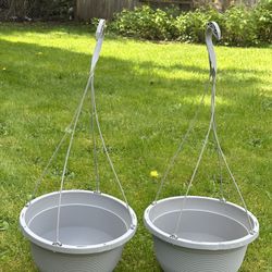Flowers planters $20 for both 