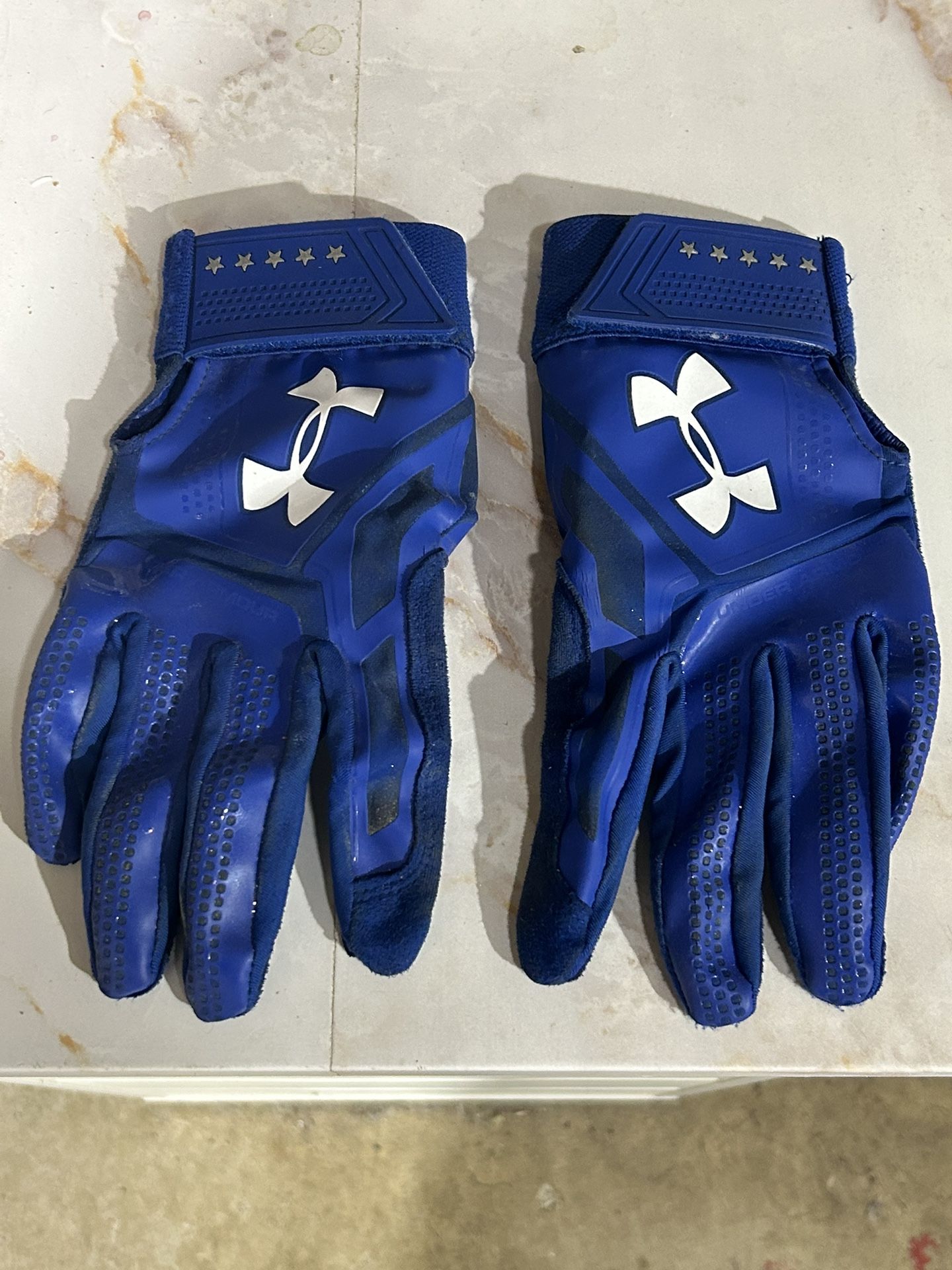 Under Armour, Baseball Batting Gloves ( Pick Up Only )