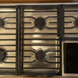 Wolf 36” Gas Cooktop - 5 Burners
