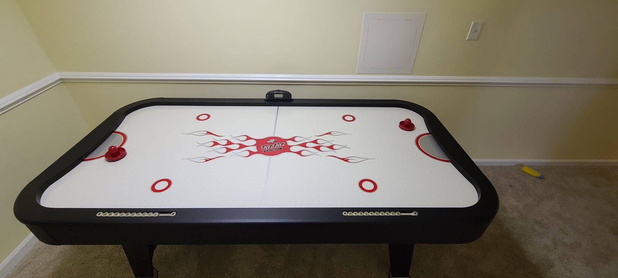 Air Hockey Table