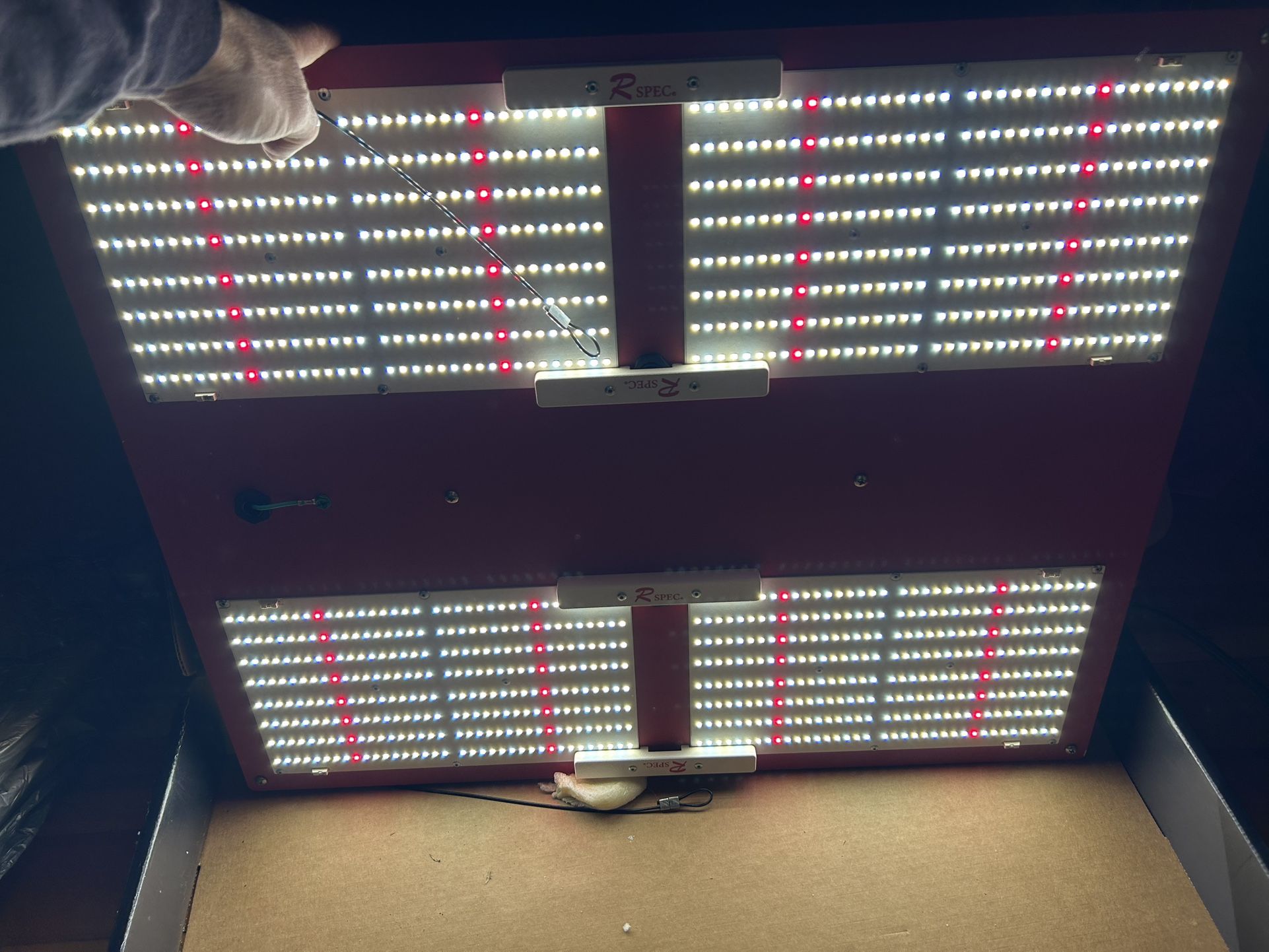 600 LED grow light Building materials & Supplies